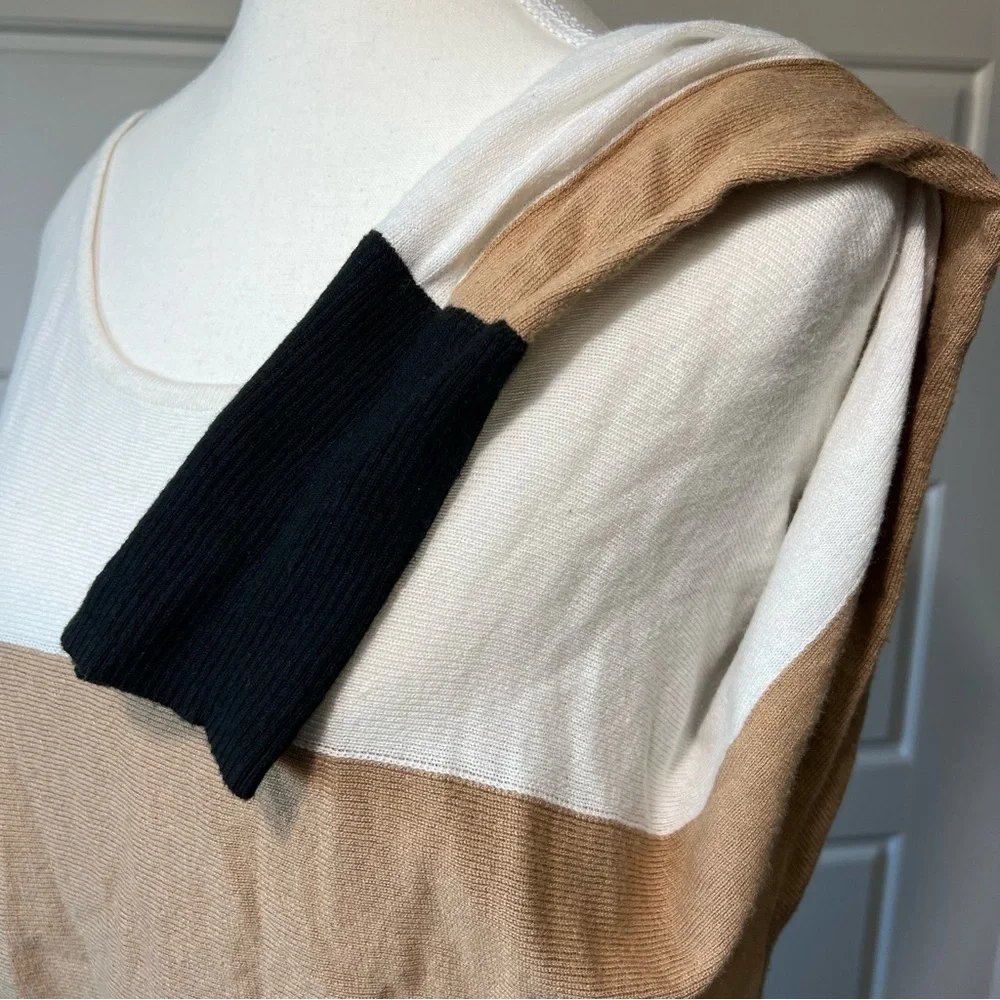 Soho New York & Company Colorblock Knit Sweater White Tan Black Medium‎
